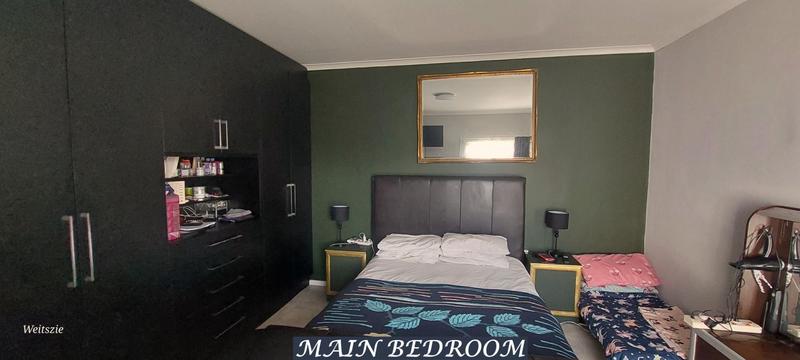 4 Bedroom Property for Sale in Blue Mountain Village Western Cape